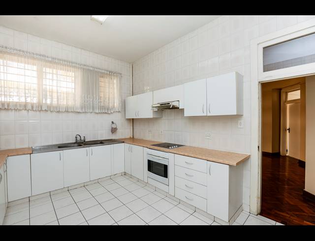 2.5 BEDROOM APARTMENT RENTED IN NORTH BEACH